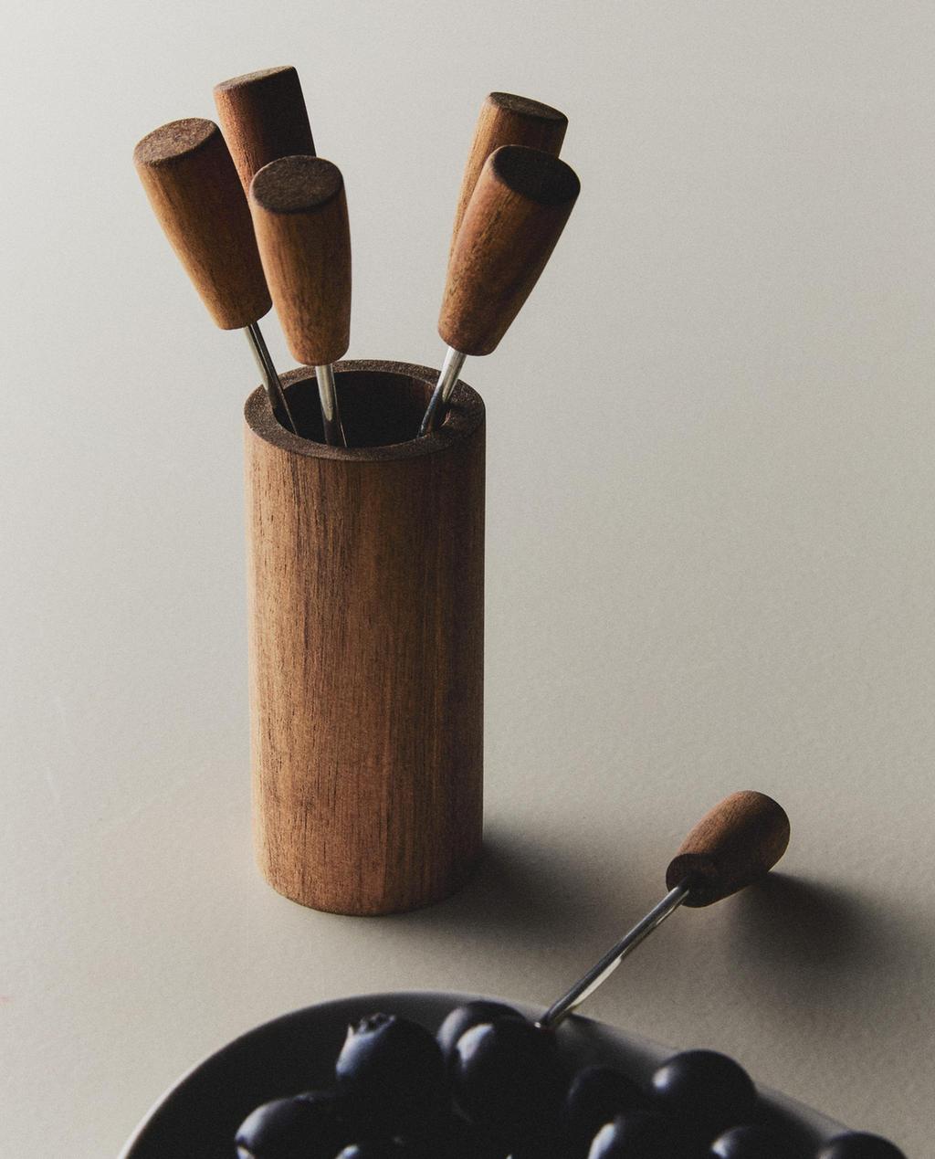 SET OF COCKTAIL PICKS (SET OF 6)