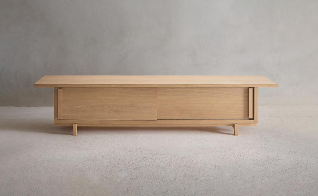 SIDEBOARD 01