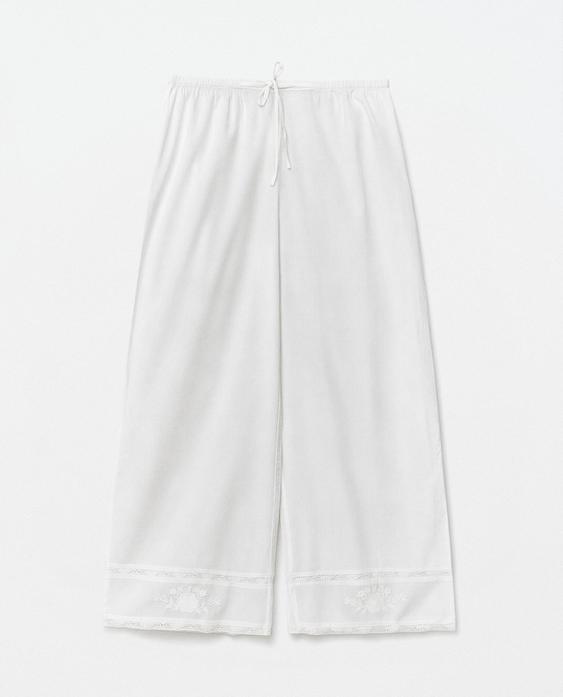 SPITZENHOSE