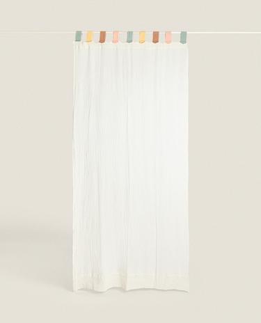 ΒΑΜΒΑΚΕΡΗ ΚΟΥΡΤΙΝΑ ΑΠΟ ΓΑΖΑ ΜΕ-ΠΟΡΑ ΜΕΣΑΊΑ ΑΔΙΑΦΆΝΕΙ