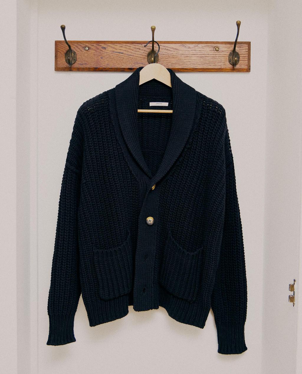 KNIT CARDIGAN