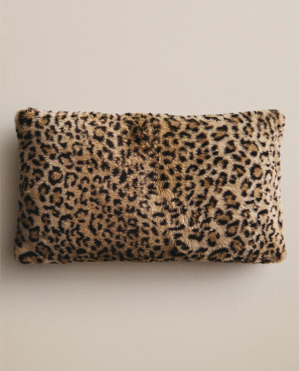 LEOPARD FUR CUSHION COVER