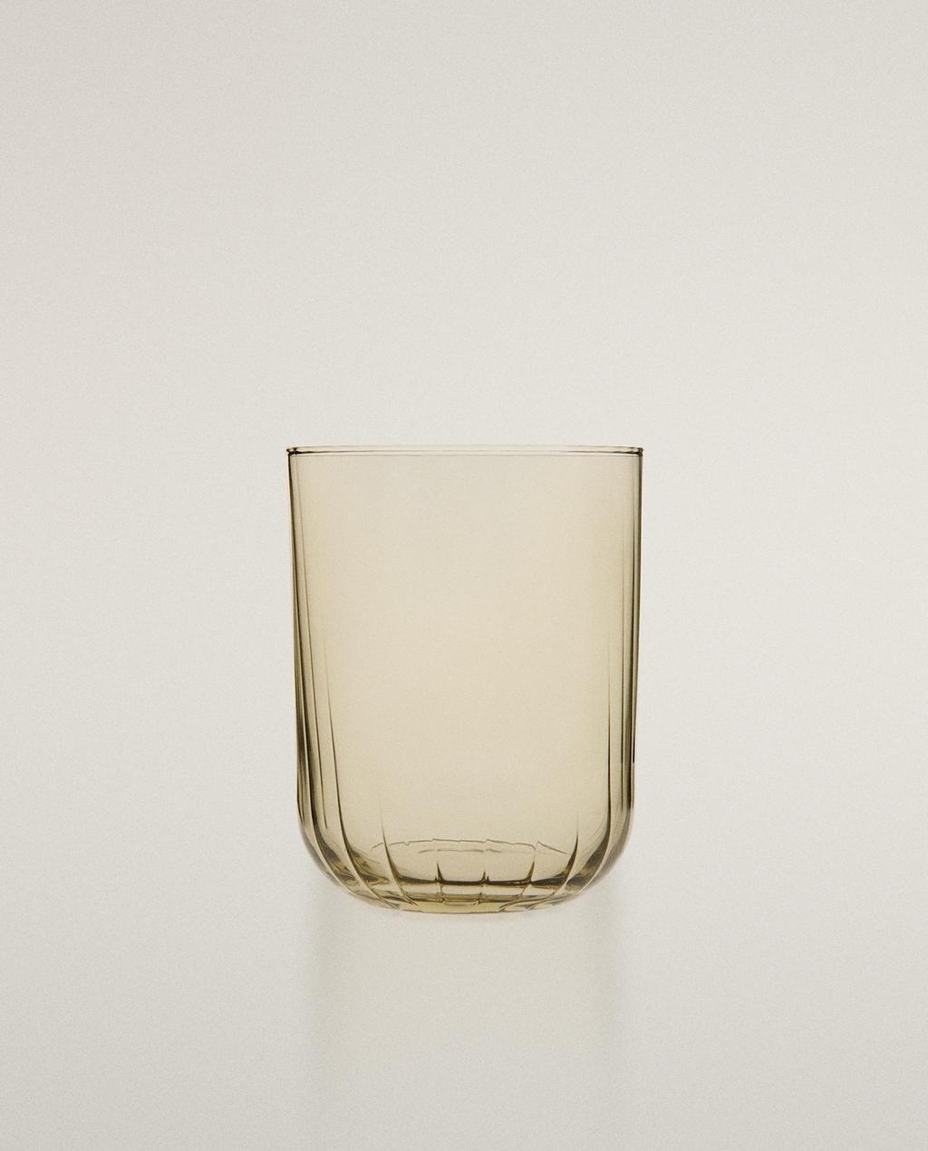 线条凸饰玻璃杯