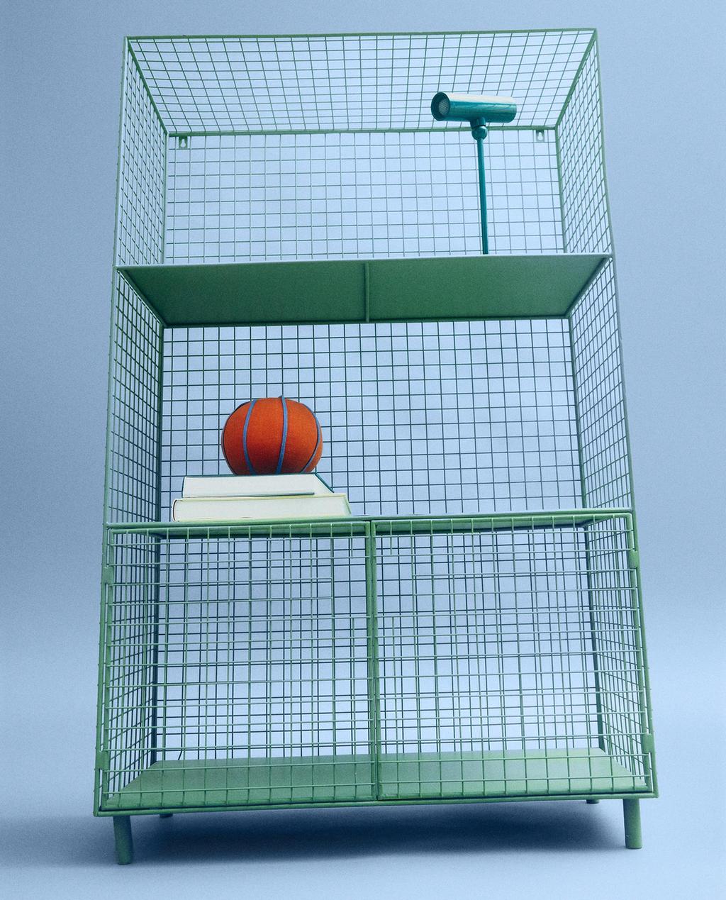 METAL MESH SHELF