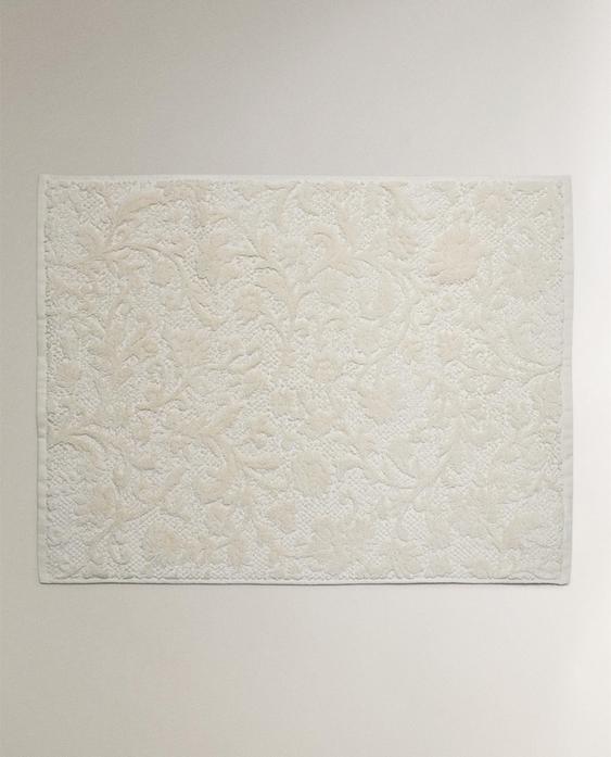 TAPIS DE BAIN JACQUARD FLEURS
