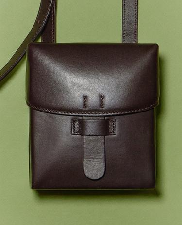 LOMOGRAPHY LEATHER INSTANT CAMERA CASE