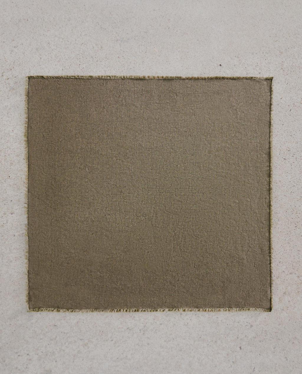 NAPKIN 01