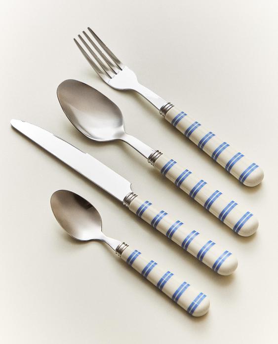 CUTLERY SET WITH STRIPED HANDLE (SET OF 4)