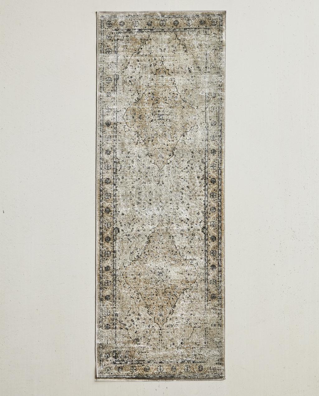 VINTAGE-EFFECT RUNNER RUG