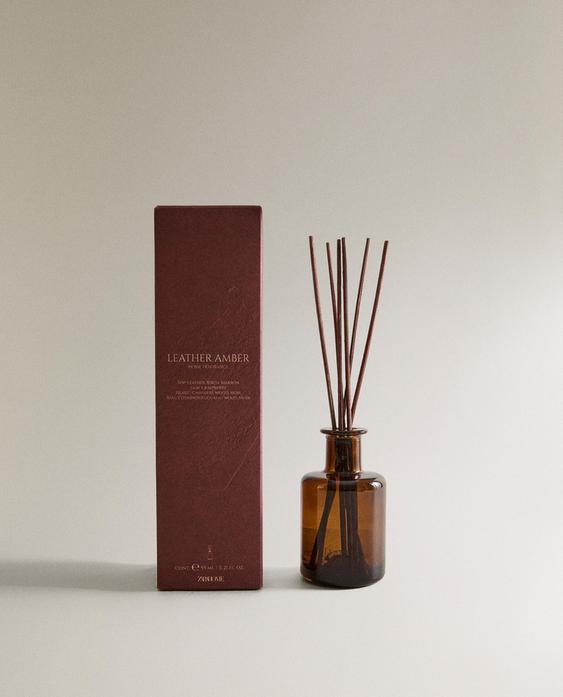 (95 ML) ΑΡΩΜΑΤΙΚΑ ΧΩΡΟΥ ΜΕ ΣΤΙΚ LEATHER AMBER