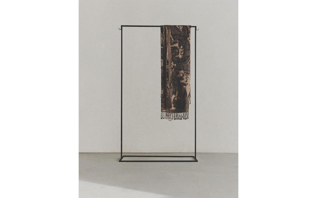 PORTE-VÊTEMENTS MÉTAL