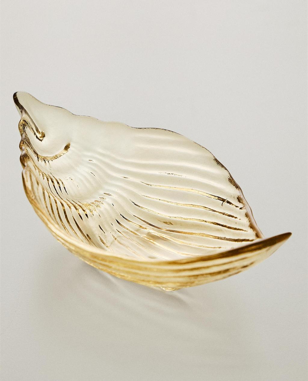 SHELL GLASS SERVING DISH