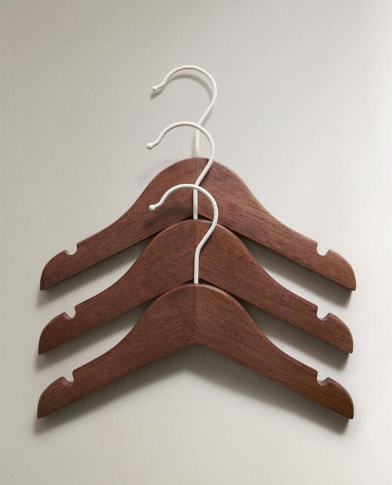 PACK OF KIDS' WOODEN HANGERS (PACK OF 3)