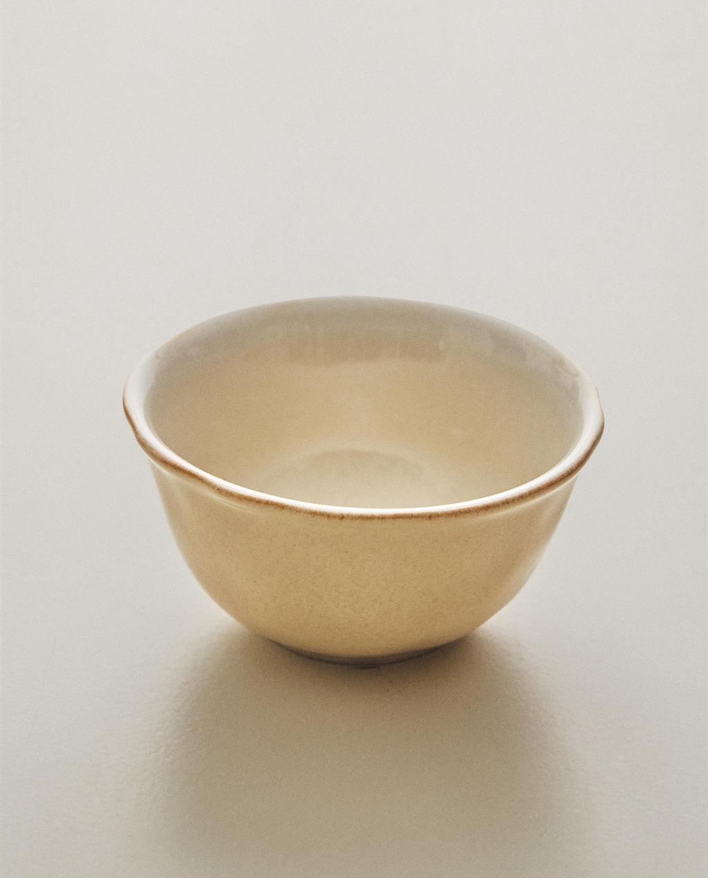 STONEWARE BOWL WITH IRREGULAR EDGE