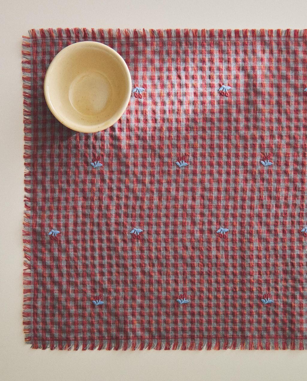 CHERRY PLACEMAT
