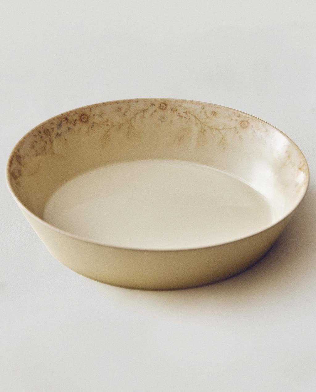 GARDENIA STONEWARE SALAD BOWL