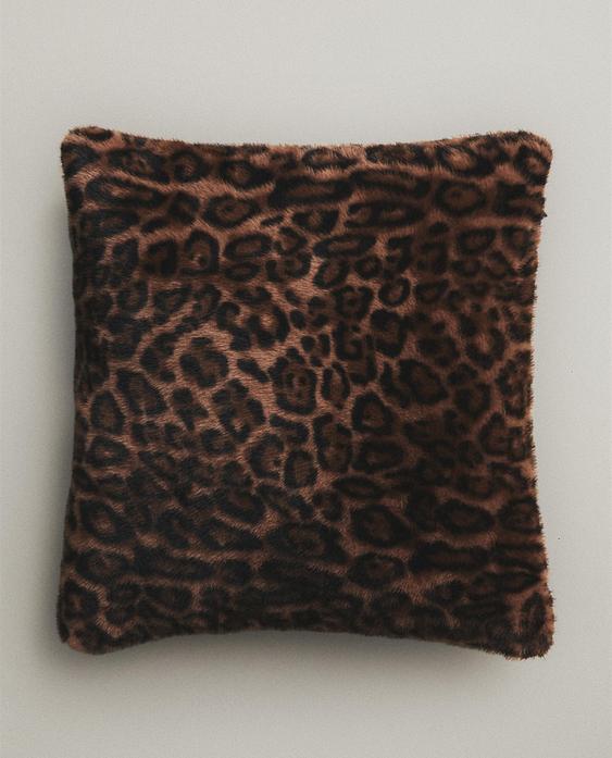 FUNDA COJÍN PELO Y ANIMAL PRINT