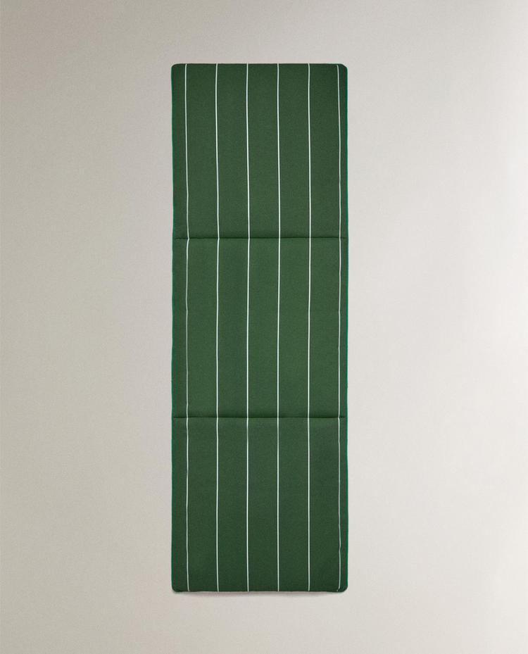 STRIPED TOPPER WITH PIPING