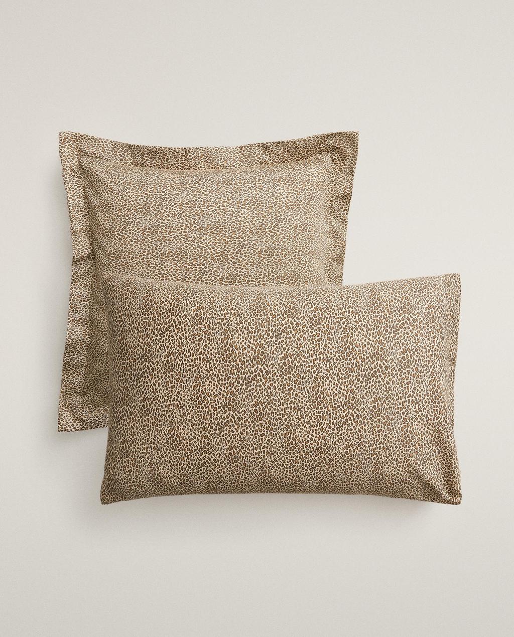 (300 THREAD COUNT) GIRAFFE SATEEN PILLOWCASE