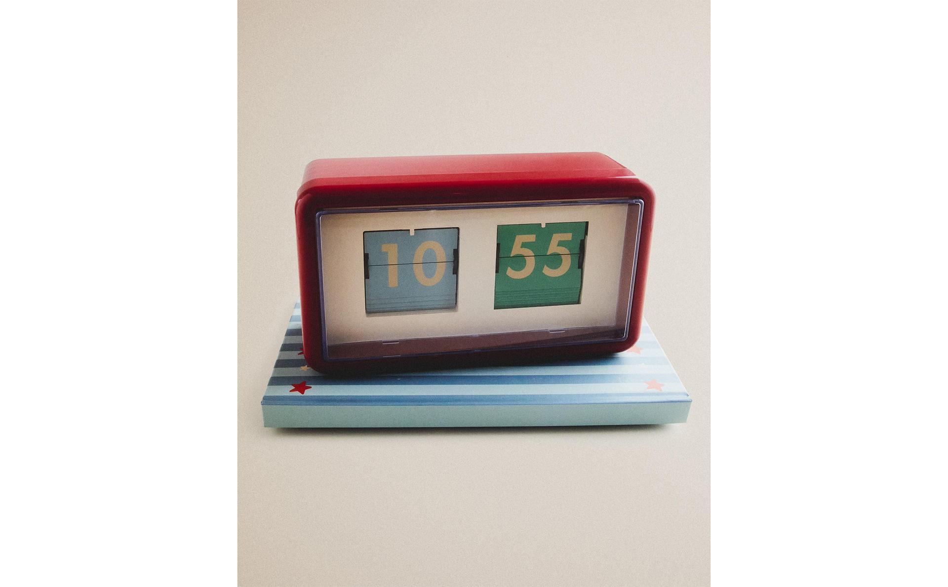 FLIP CLOCK