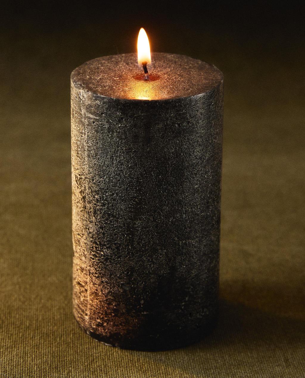 (500 G) WINTER CYPRESS CYLINDRICAL SCENTED CANDLE