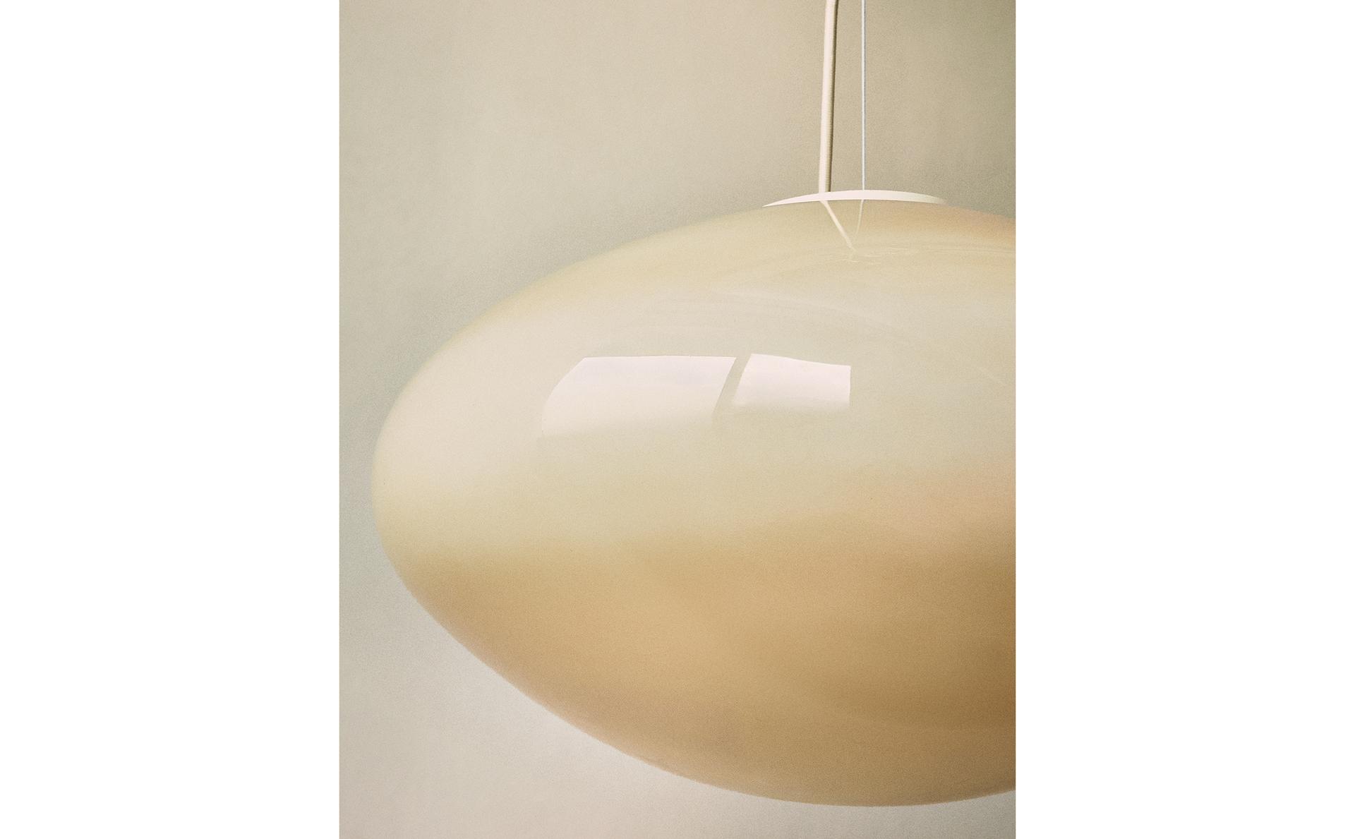 LAMPADA DA SOFFITTO VETRO ARROTONDATA