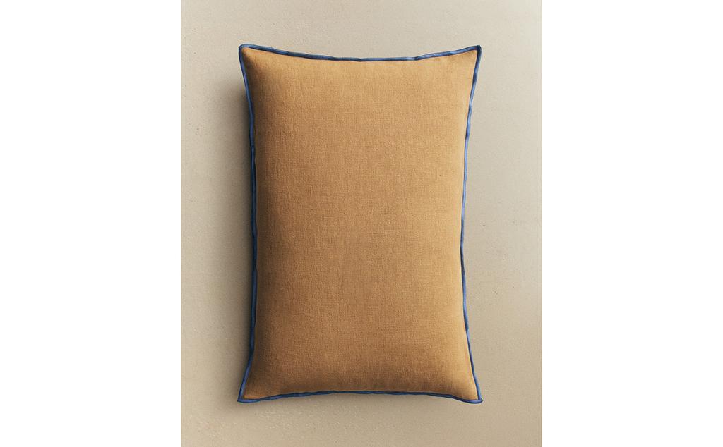 CAPA DE ALMOFADA COM OVERLOCK