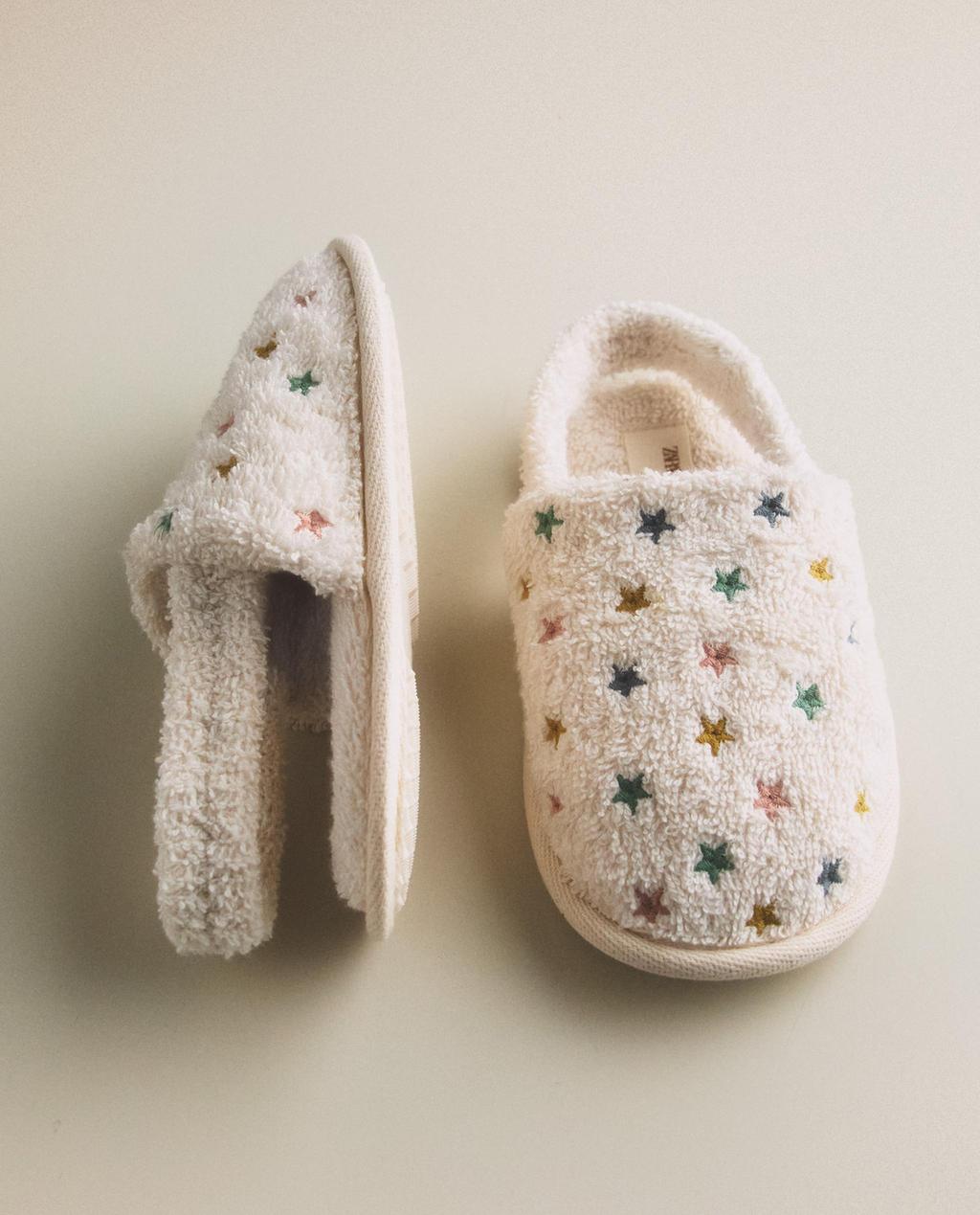 KINDERBADSLIPPERS VAN BADSTOFFEN MET STERREN