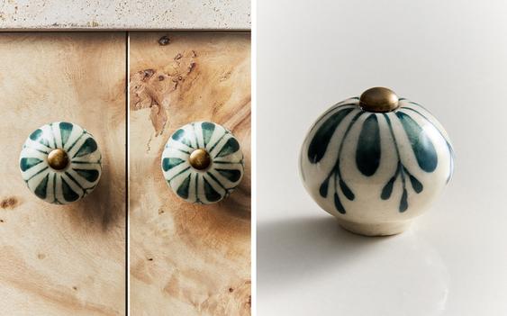 PACK OF CERAMIC FLOWER DOOR KNOBS (PACK OF 2)