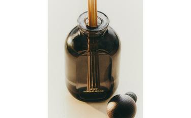 (185 ML) PROFUMI PER AMBIENTE CON BASTONCINI SPICY SANDALWOOD