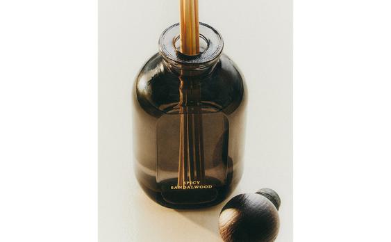 (185 ML) AMBIENTADOR EM STICKS SPICY SANDALWOOD
