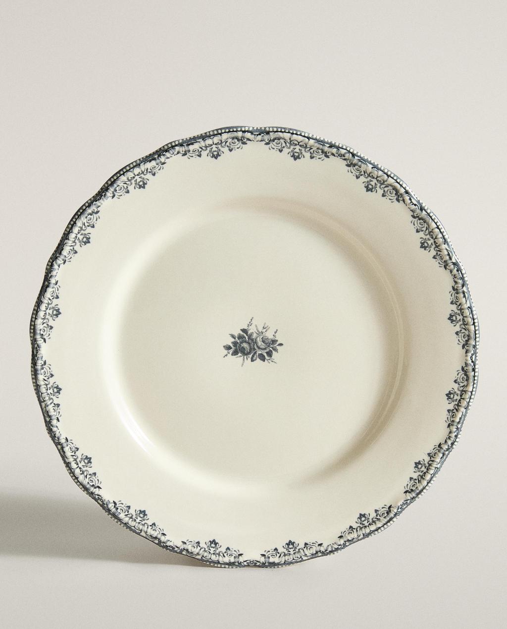 DINNER PLATE WITH PLACEMENT DESIGN