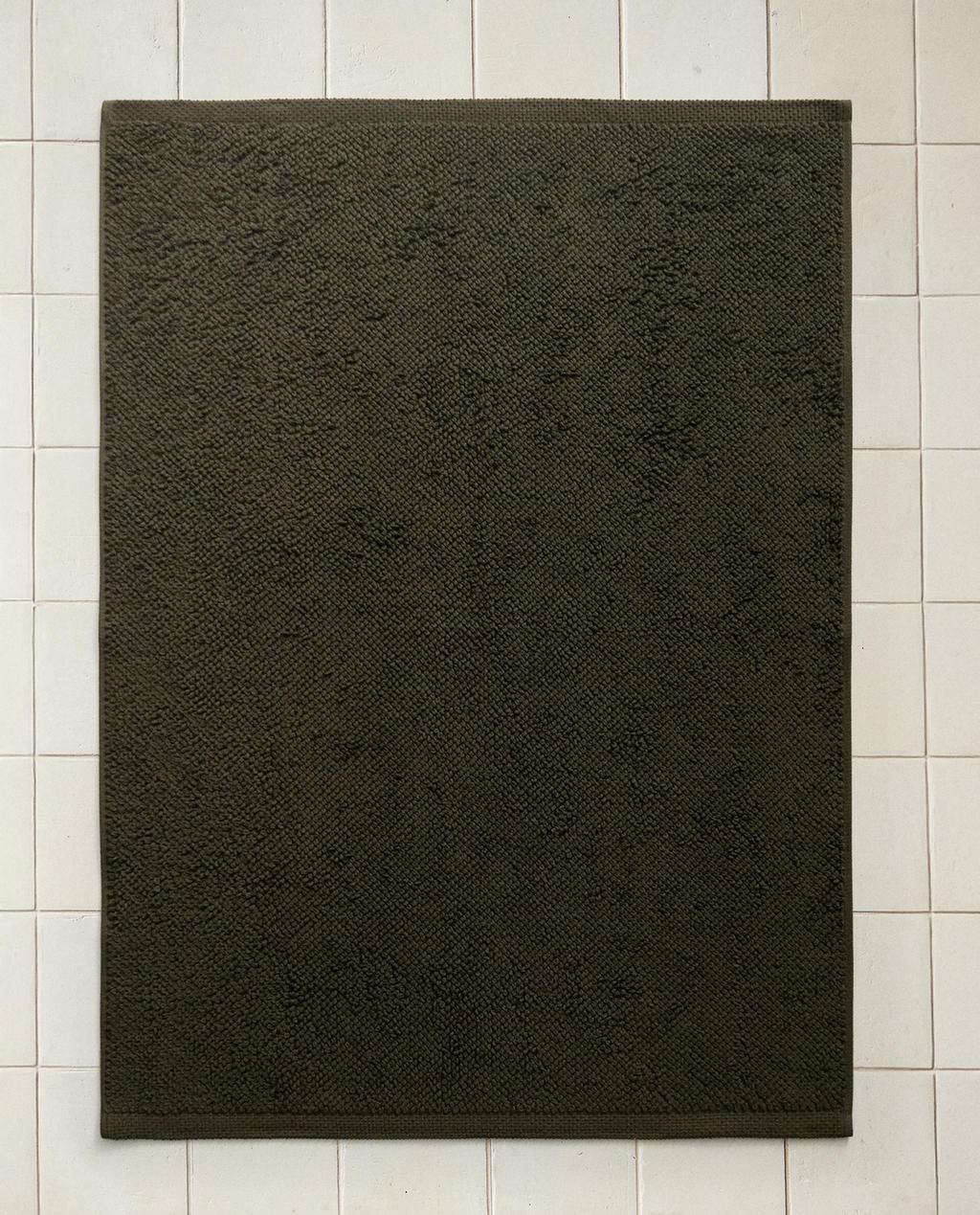 PLAIN BATH MAT
