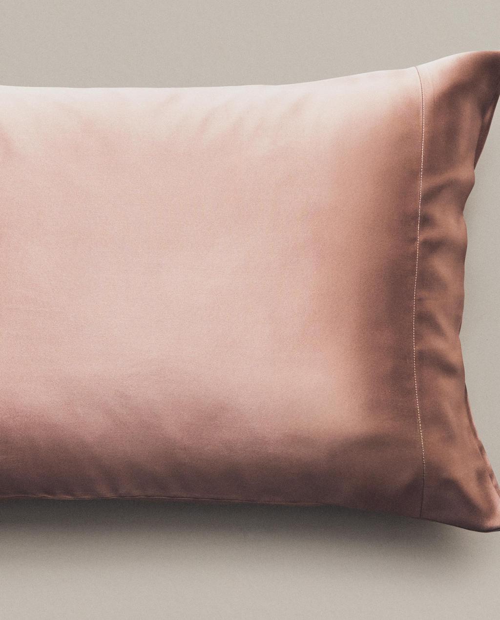 MULBERRY SILK PILLOWCASE