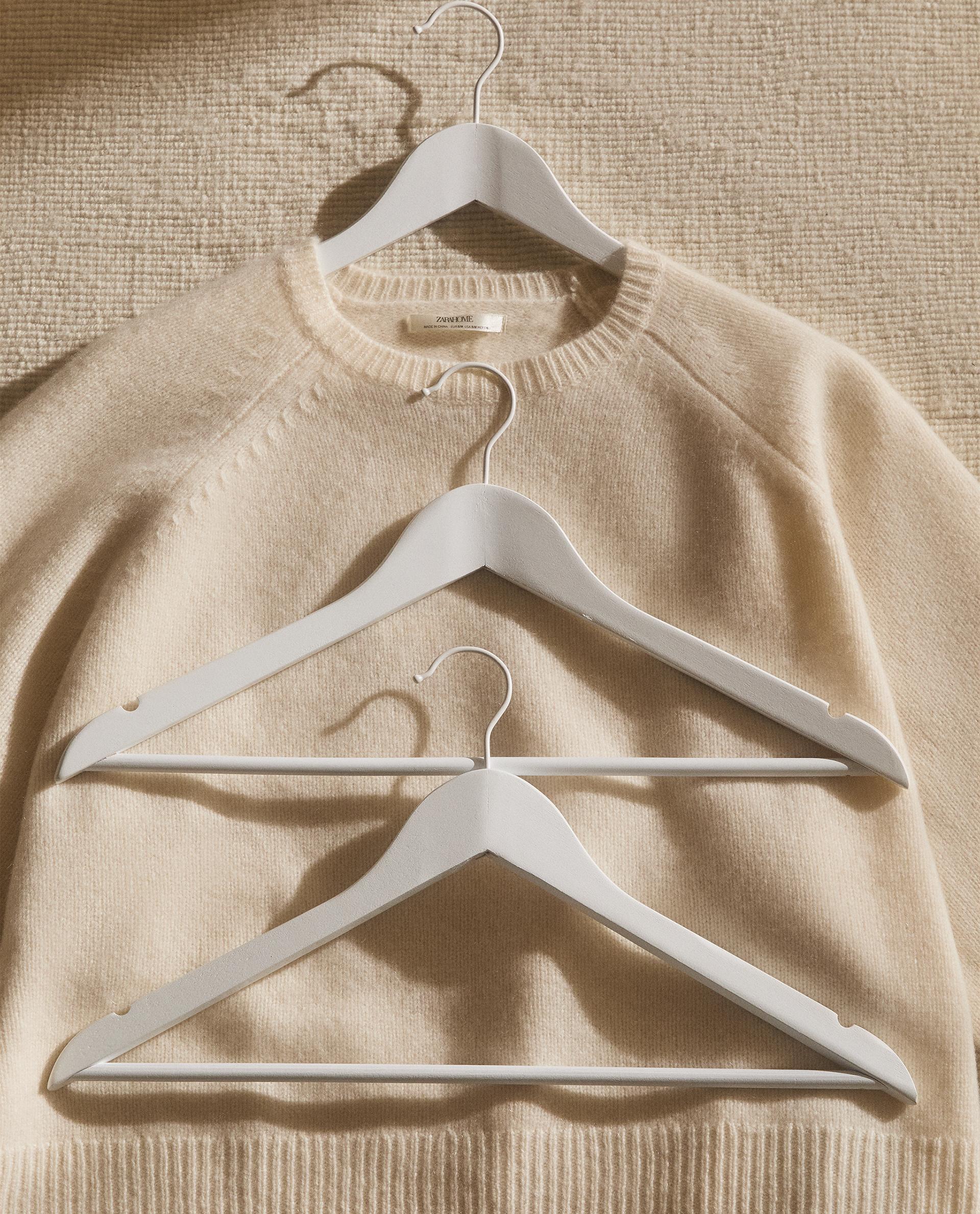 ラッカー仕上げウッドハンガー x3 | Zara Home 日本/Japan