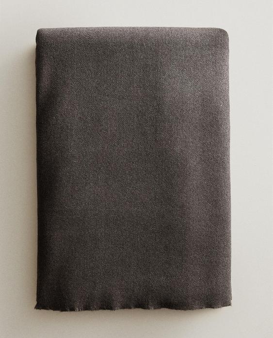 EXTRA SOFT PLAIN THROW