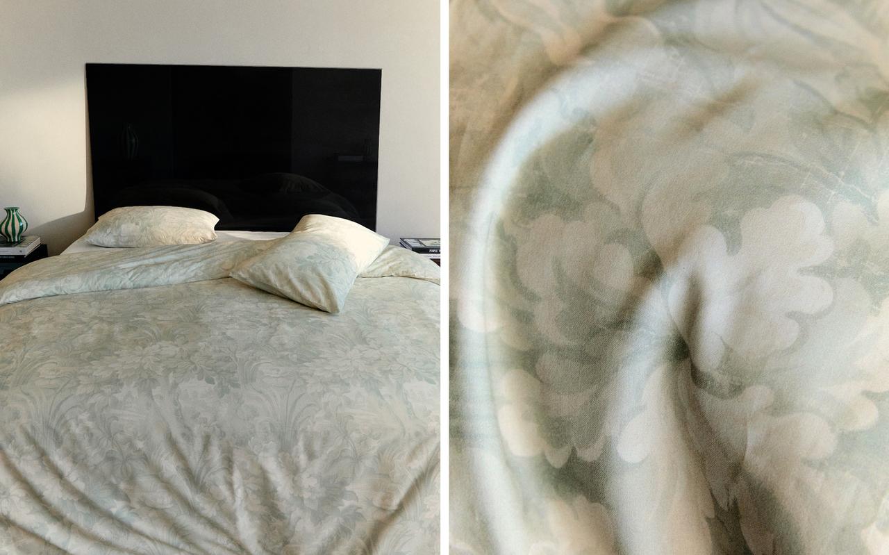 DUVET COVER WITH FLORAL AND BRANCH PRINT