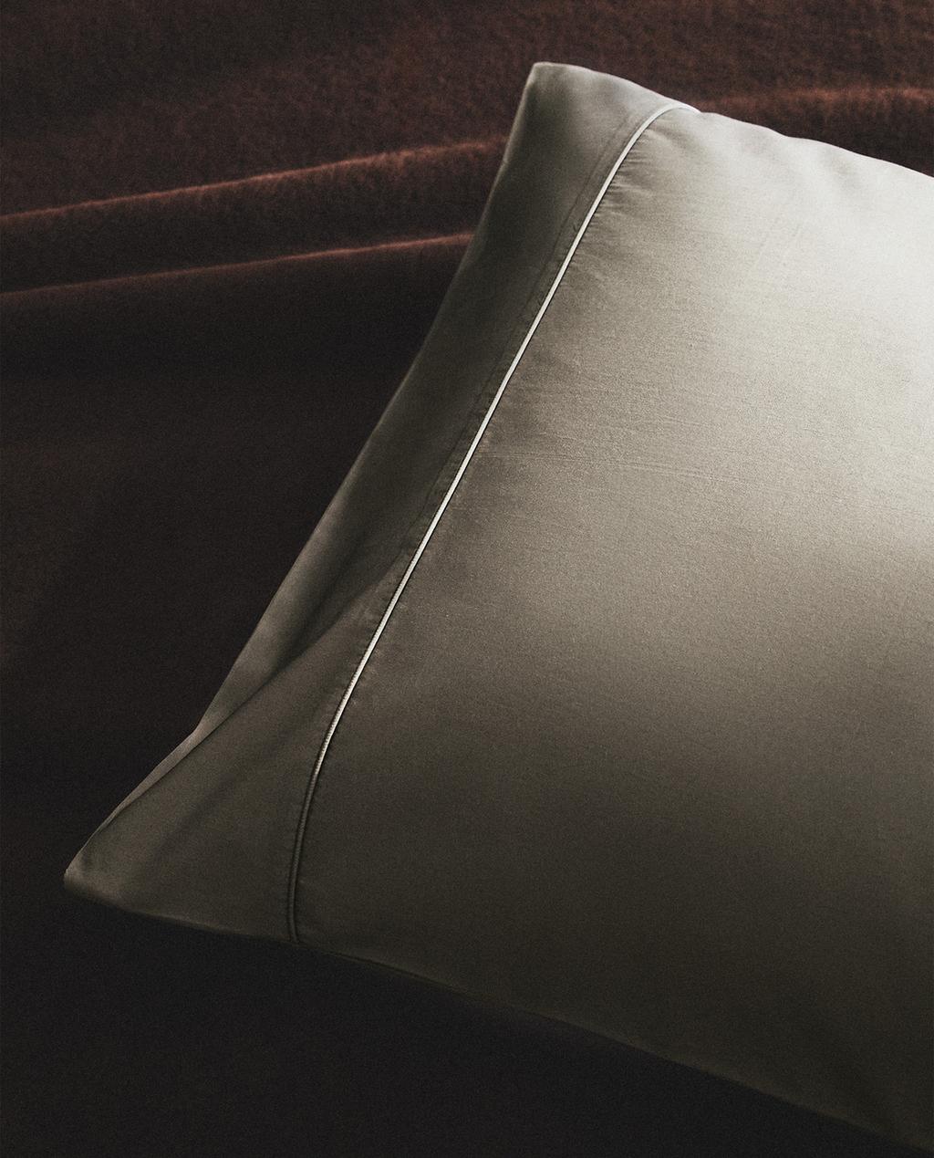 SARUNG BANTAL KATUN PERCALE (300 BENANG)