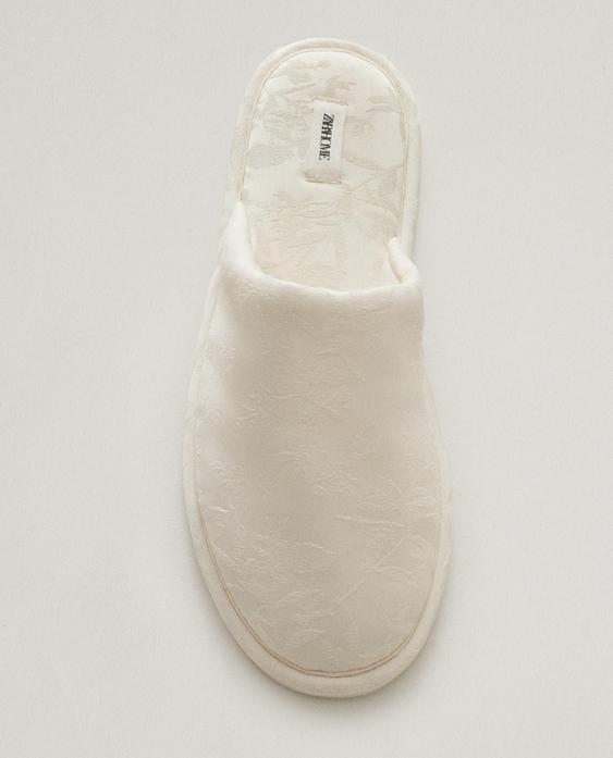ZAPATILLA DESTALONADA JACQUARD