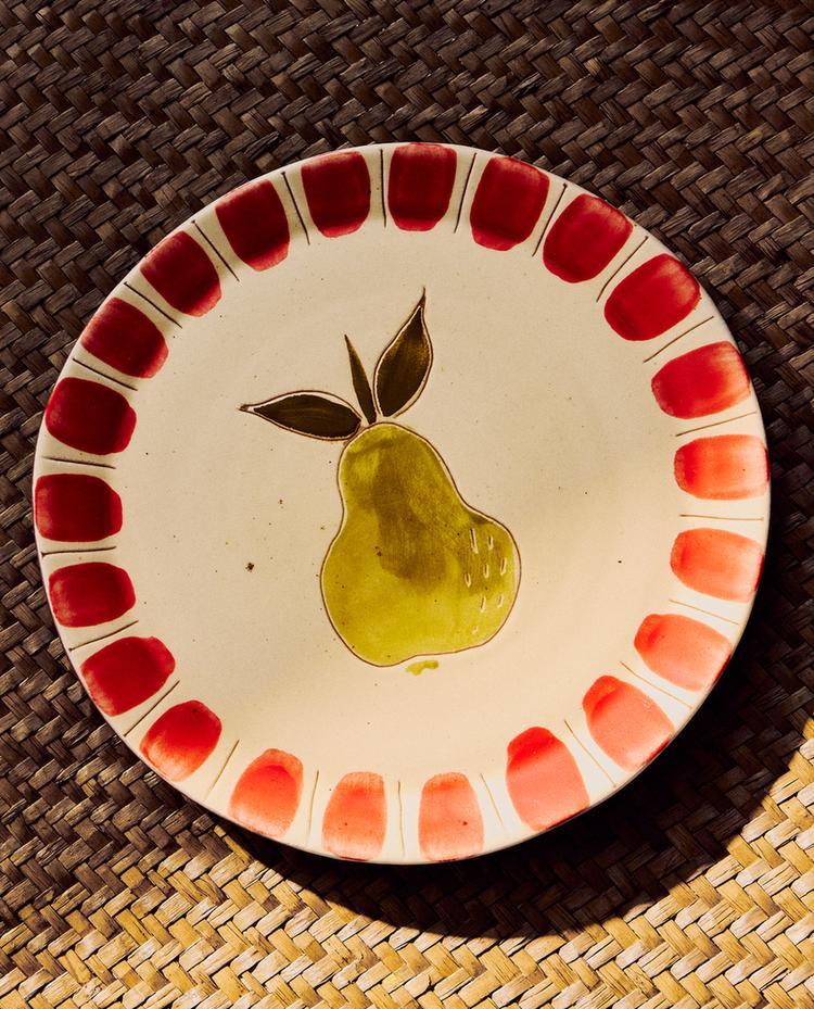 EARTHENWARE DESSERT PLATE WITH FRUIT DESIGN