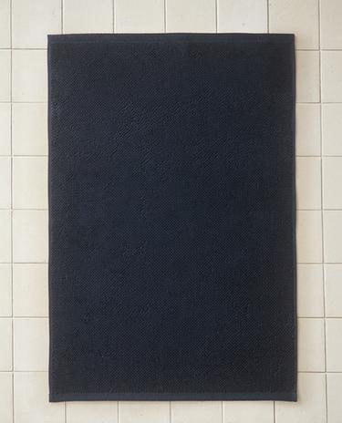 PLAIN BATH MAT
