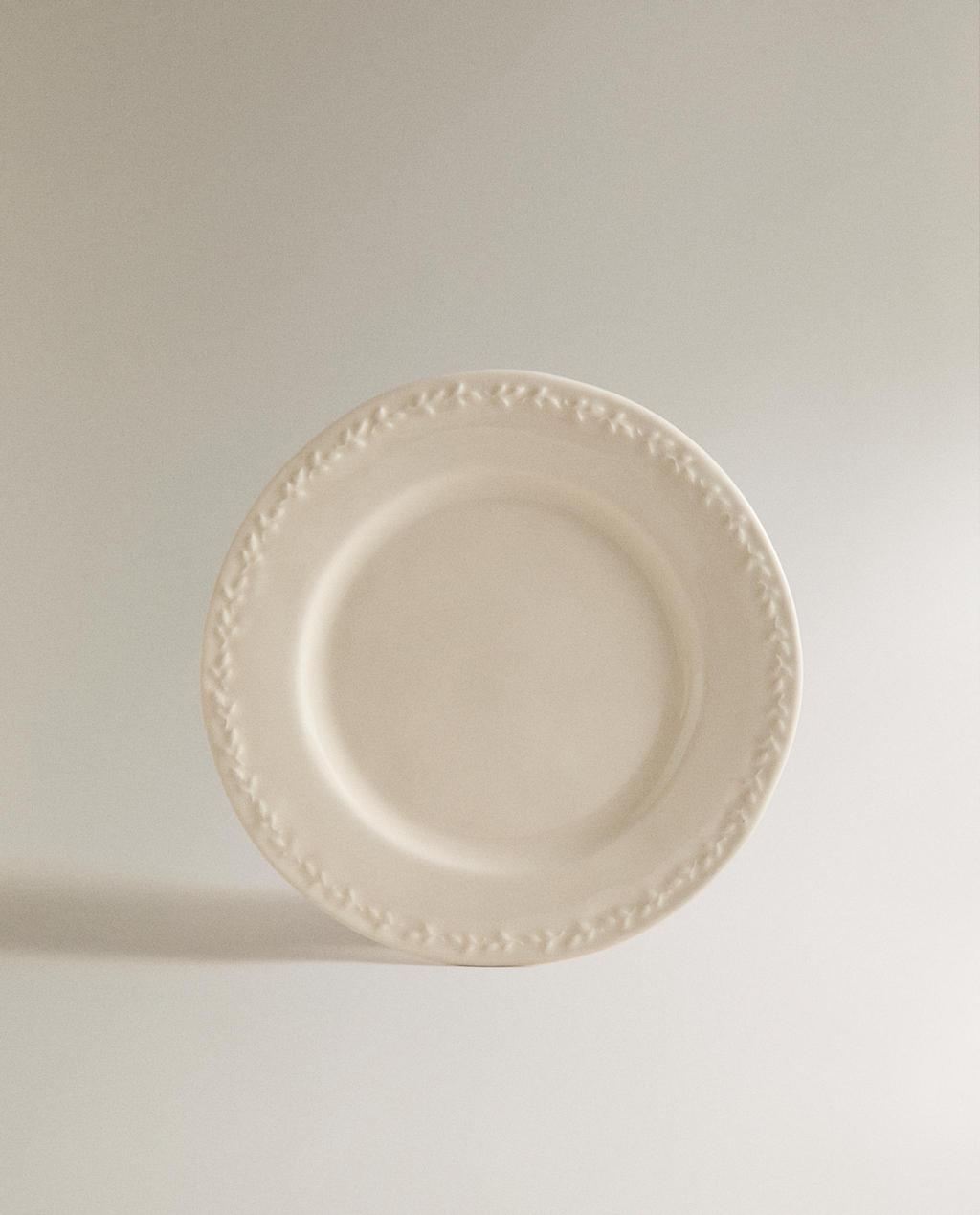 PLATO POSTRE LOZA BORDE RELIEVE