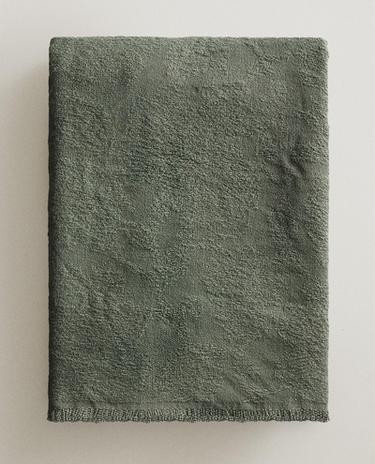FLORAL JACQUARD BLANKET