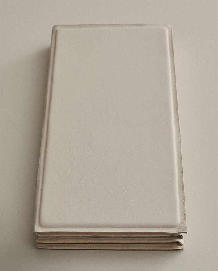 YOGA MAT PLEGABLE PIEL