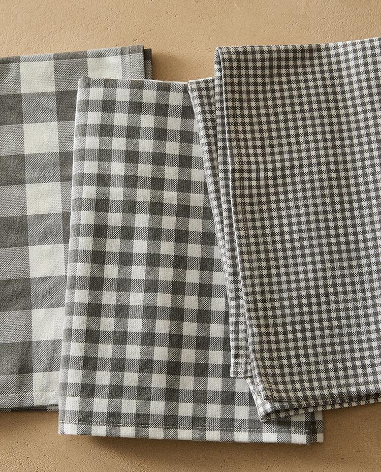 PACK OF DYED THREAD TEA TOWELS (PACK OF 3)
