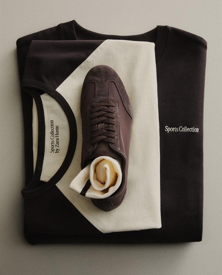 VÊTEMENTS DE SPORT