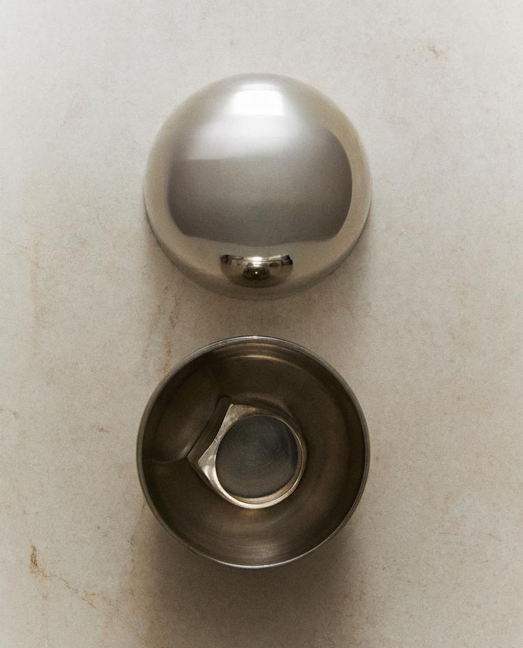 SMALL ROUND STAINLESS STEEL BOX