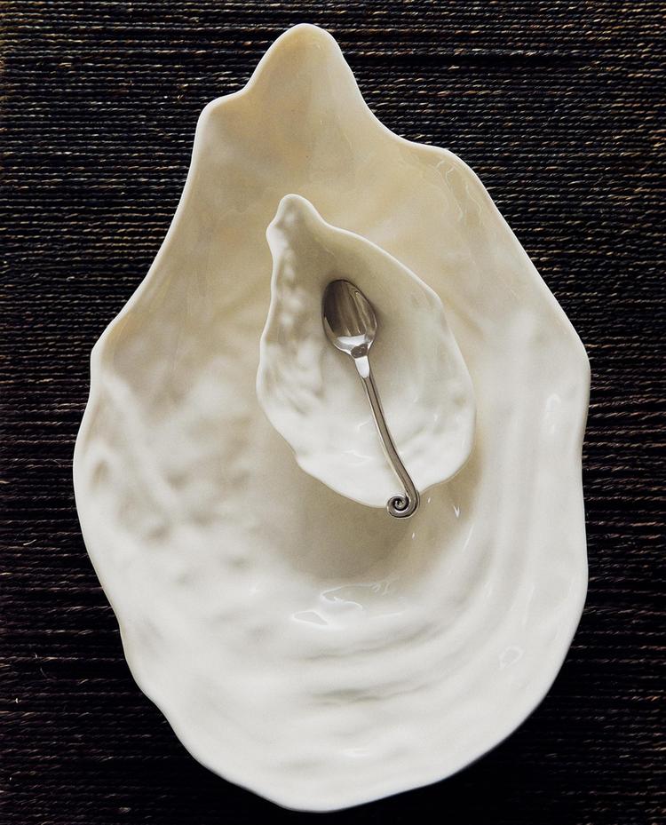 SHELL SERVING DISHES