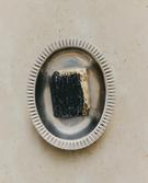 SEIFENSCHALE AUS METALL MIT WELLENMUSTER