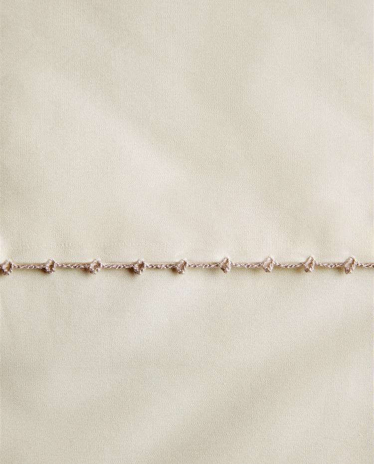 EMBROIDERED TRIM FLAT SHEET